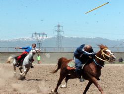 Cirit, dadaş meşrebinin ifadesi